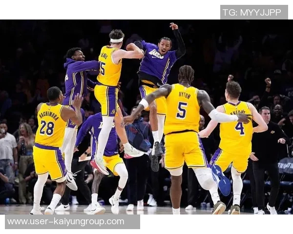 东里三分失准却逆转胜利夯夯维亚表现惊艳湖人三笔引援成就巨大成功 东里三分失准却逆转胜利夯夯维亚表现惊艳湖人三笔引援成就巨大成功