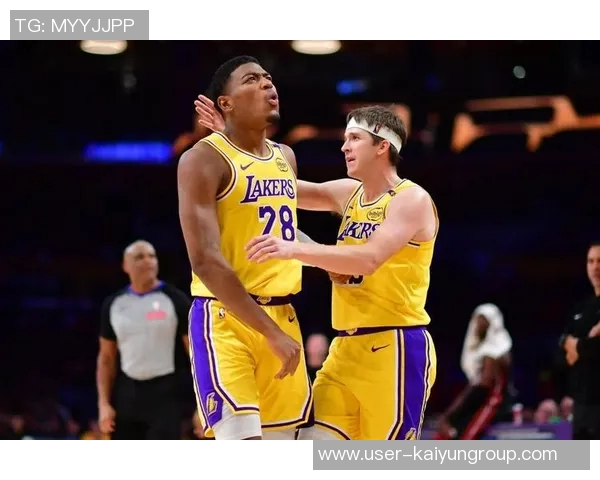 湖人三巨头齐发力八村塁助阵赢球海报震撼登场