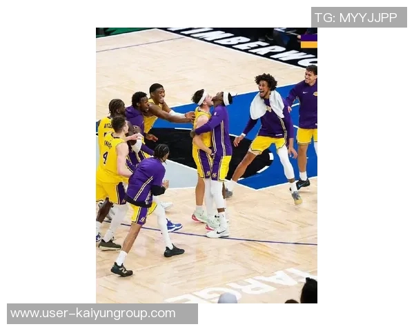 帕森斯：詹姆斯回归后里夫斯依然是湖人队的第二选择