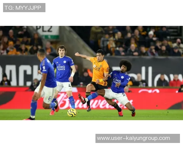 卡拉布里亚欧联赛场精彩进球技巧与速度完美结合撼动对手防线